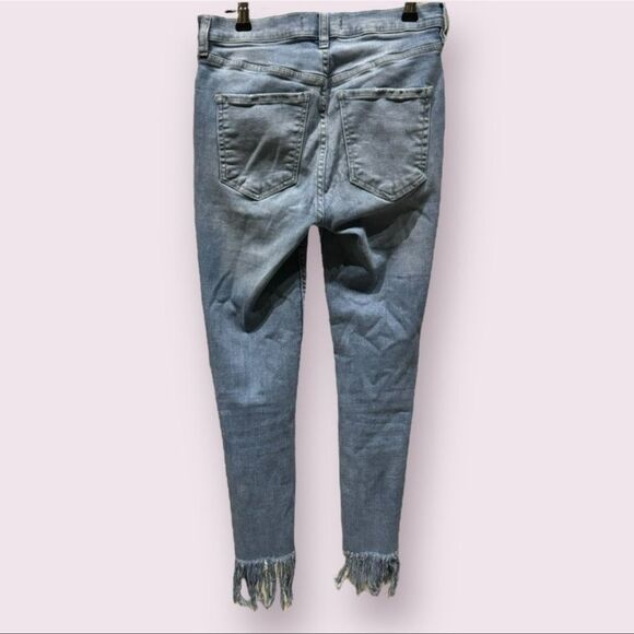 We The Free Great Heights Frayed Skinny Jeans - Size 27 - Picture 4 of 9